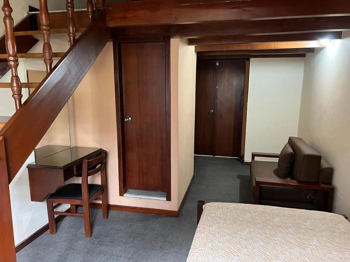 Hostal Victoria Quito Guest house